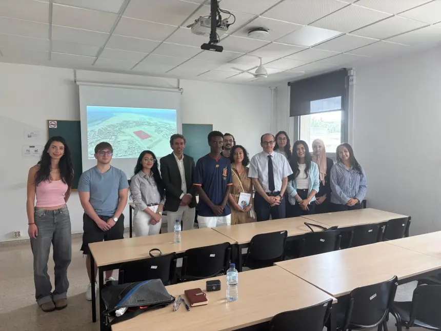 مجلس الشباب المغربي للتعاون الدبلوماسي والدولي ينظم طاولة مستديرة حول قضية الصحراء المغربية